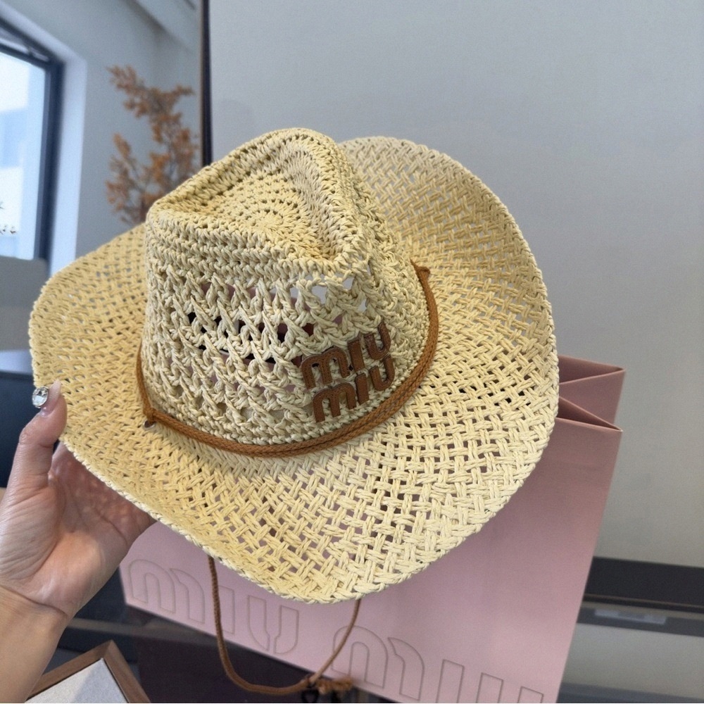 Miu Miu Beige Straw Hat: Y2K Resort Beach - Picture 8 of 9